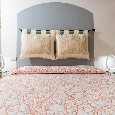 Guelfa Apartman *
