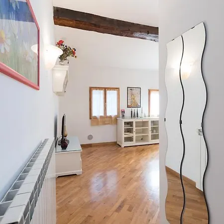 Apartament Guelfa *